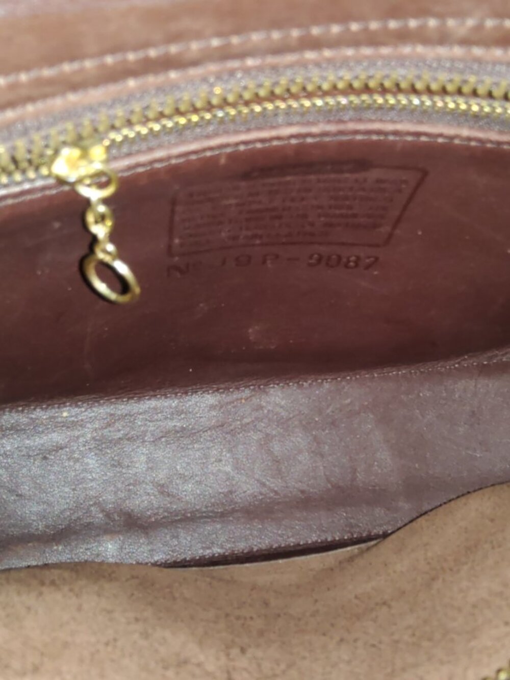 Vintage Coach Metropolis Crossbody in Mahogony 9087 - Picture 2 of 13